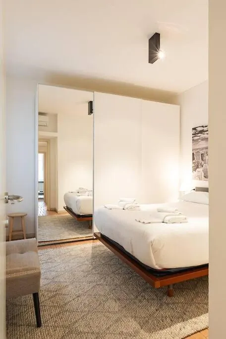 Apartment Spacious One Bedroom Moscova - Mirable Pm Milan Italy